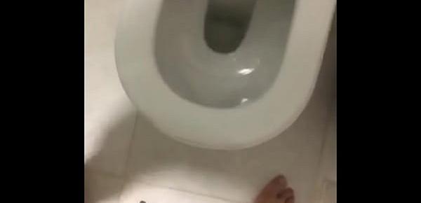  Young egypt twink cumming in bathroom